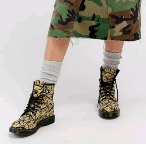 NEW Womens Dr. Martens 1460 9 Eye Boot Butterfly Yellow Boots Shoes - Picture 1 of 10